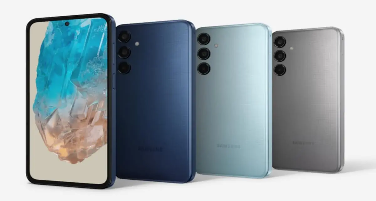4 smartphones Galaxy m35 5g em 3 cores, azul, verde e cinza em um fundo branco