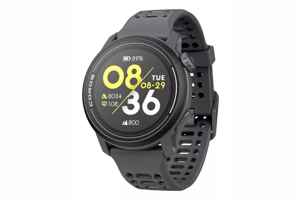 Smartwatch Coros PACE 3 cor preta em um fundo branco. Smartwatch para Natação com GPS