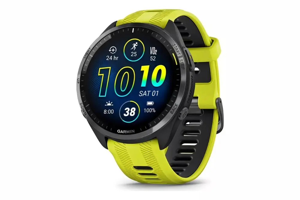 Smartwatch para ciclismo com GPS Polar Garmin Forerunner 965 cor preto em um fundo branco.