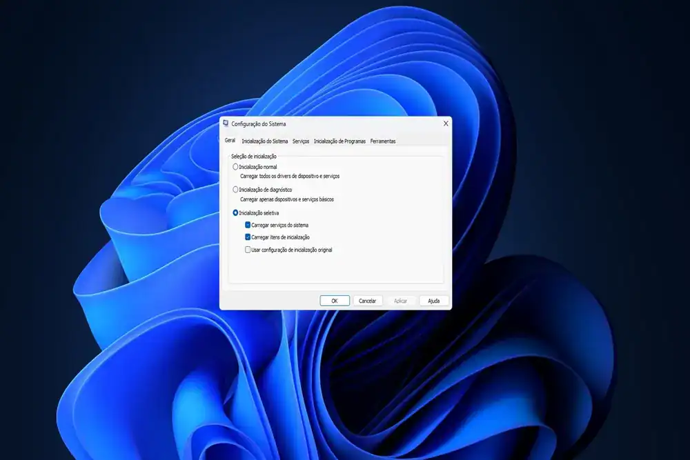 Tela do Windows 11 executando o comando Msconfig. 
Como Desativar Programas que Iniciam com o Windows Guia Definitivo 2025