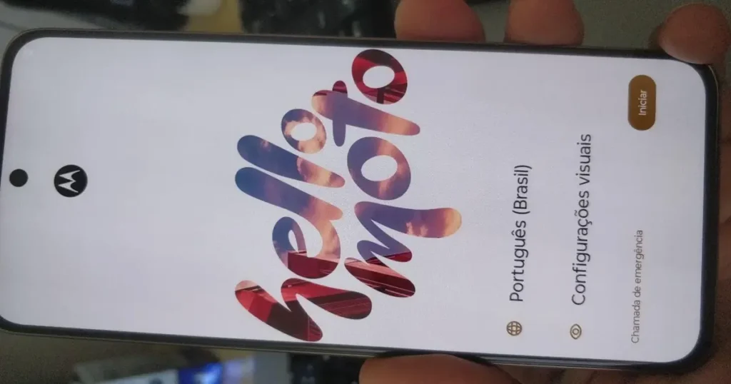 Motorola Edge 50 Neo 5G é Bom? Review Completo 2026 4 Tela pOLEO de 6,4 polegadas do motorola edge 50 neo