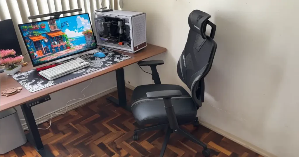 cadeira ergoômica cor preto