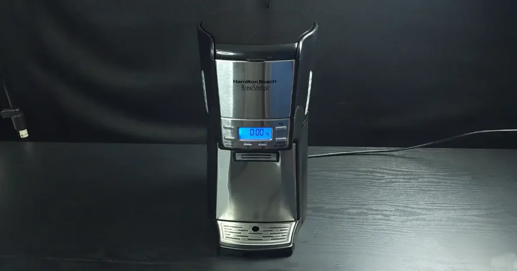 Melhor Cafeteira Smart: TOP 5 Para um Café Perfeito e Fácil! 2026 15 Cafeteira Hamilton Beach Alexa Smart (Integração Total com Alexa)