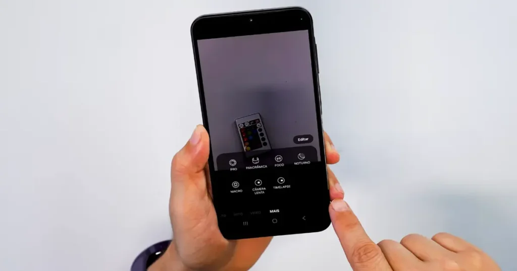 Tela do Samsung Galaxy A17 Mostrando estabilização óptica (OIS) de imagem.