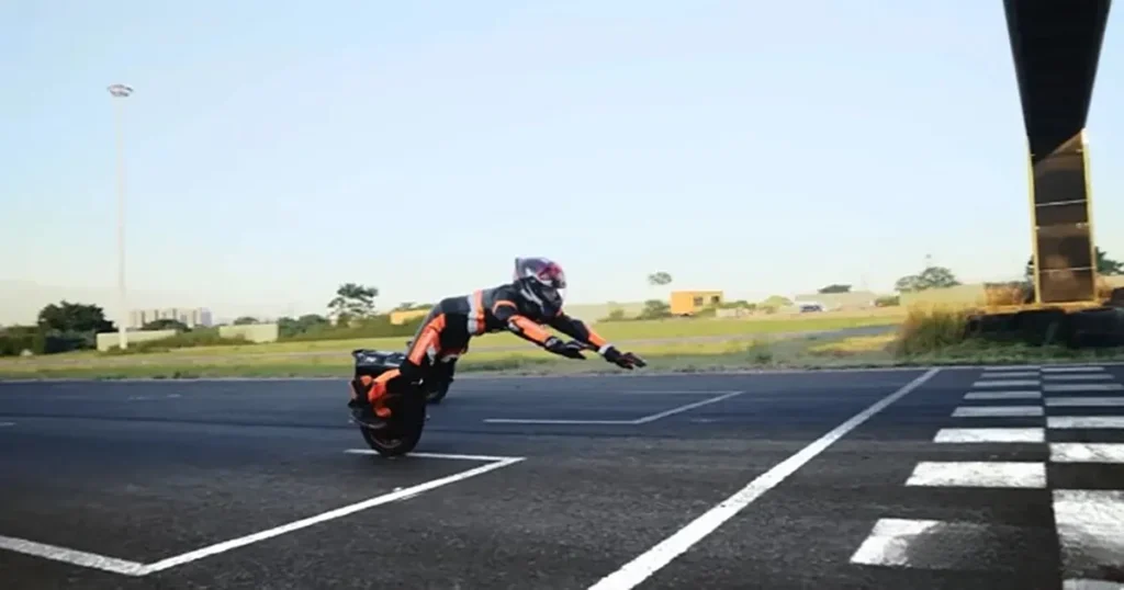Inmotion P6: a monociclo elétrica mais rápida do planeta