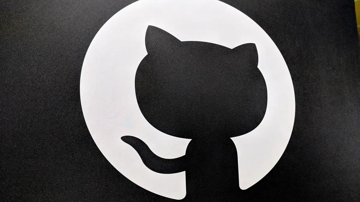 Hackers invadem e roubam dados do GitHub