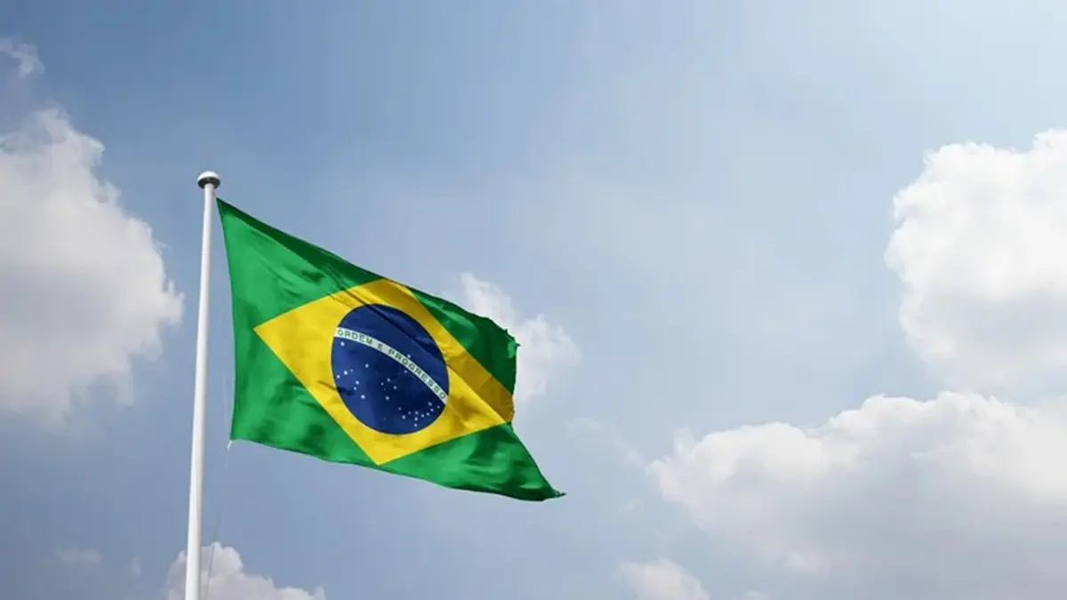 Apple libera lojas de aplicativos concorrentes no Brasil