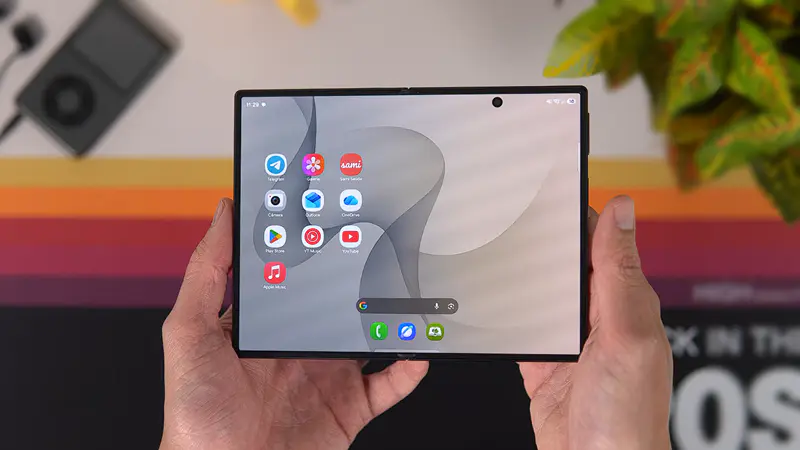 Tela inicial do Galaxy Z Fold8