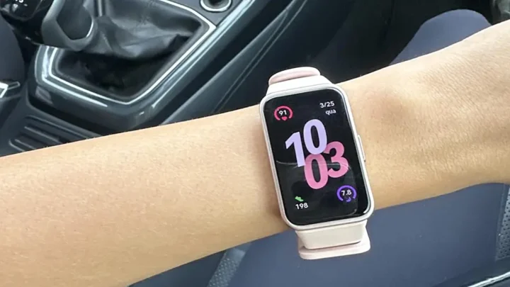 HUAWEI Band 10 é Bom