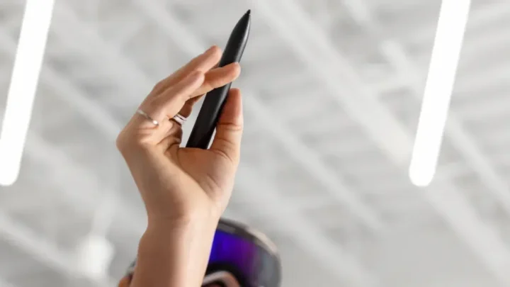 Logitech lança caneta digital muse para apple vision pro