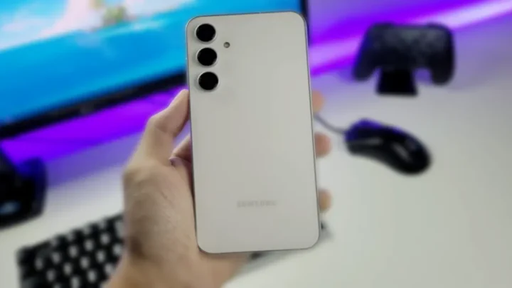 One UI 8.5 no Galaxy S23